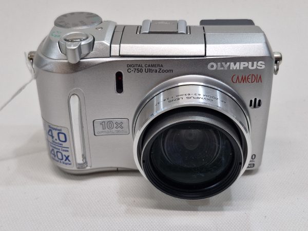 Olympus CAMEDIA C-750 4.0MP ULTRA ZOOM - Image 4
