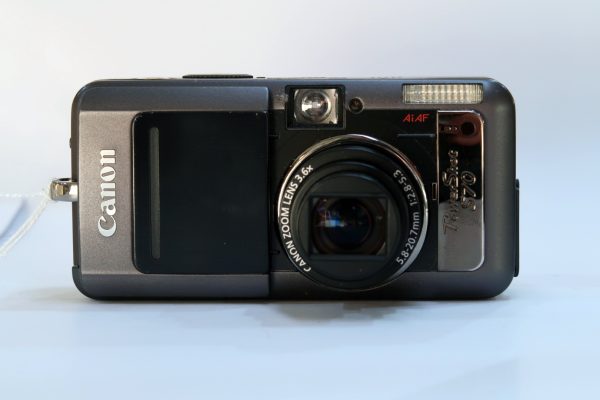Canon PowerShot S70