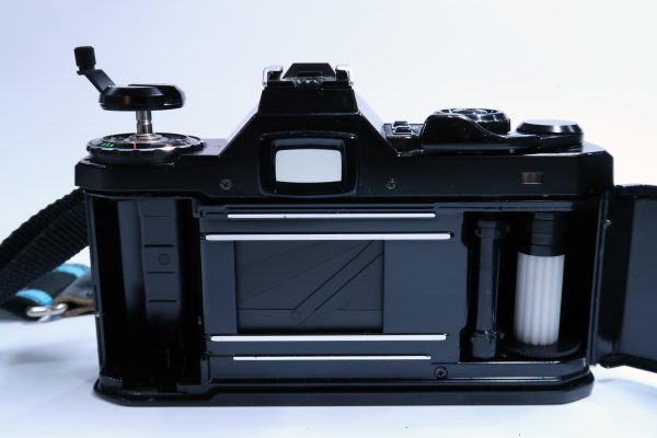 Pentax ME Super with 50mm Lens & Data Back - Image 3