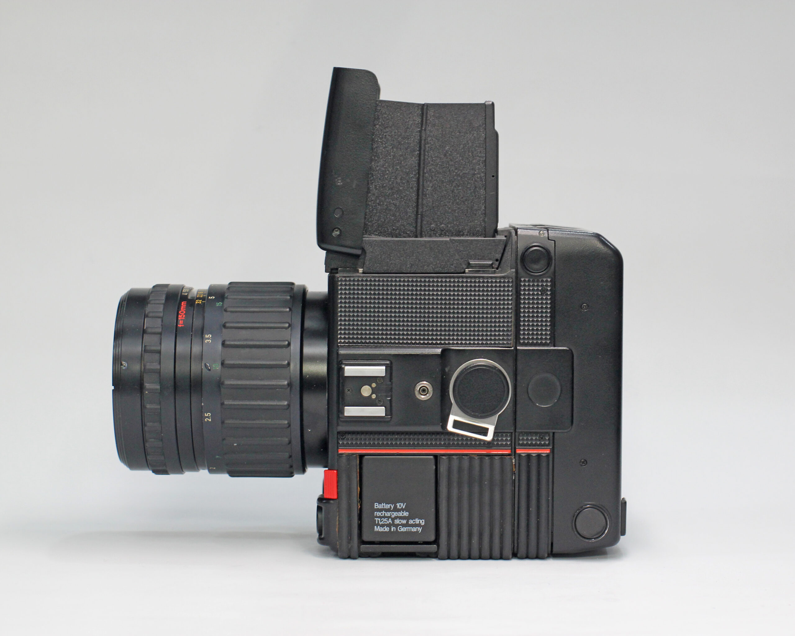 Rolleiflex 6006 Medium Format - 50mm f/4 Rollei Distagon Lens - Image 2