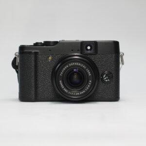 Fujifilm X10